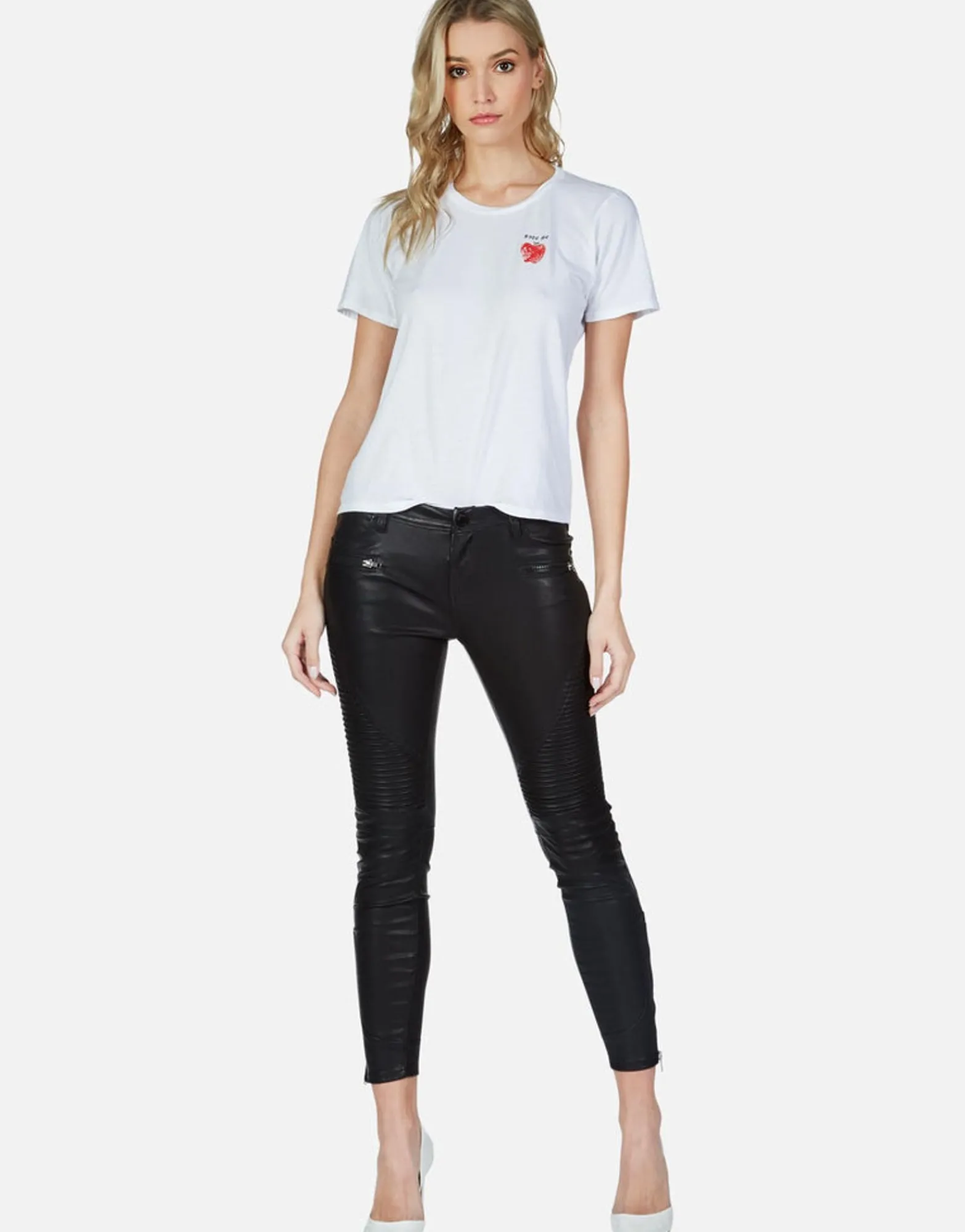 Shop Bite Me Skull Apple S/S Vintage Tee | Croft By Women Short Sleeve
