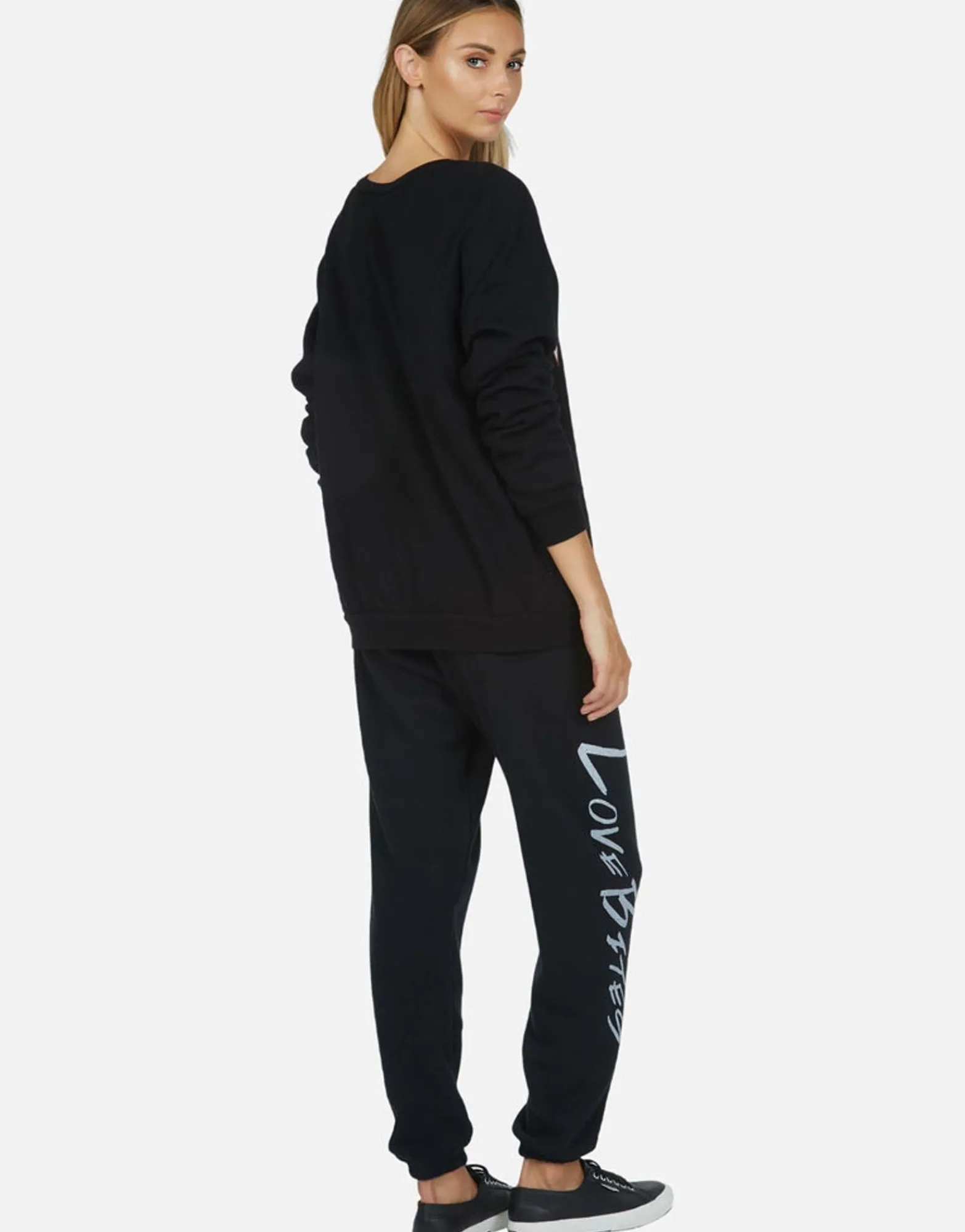 Sale Def Leppard Love Bites L/S Vintage Pullover By Women Long Sleeve