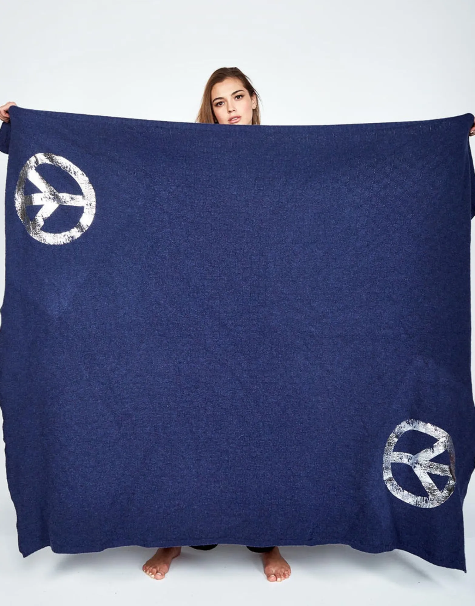 Clearance Foil Vintage Peace Cashmere Blanket Limited Edition W/ Custom Box Women Sweaters & Knits