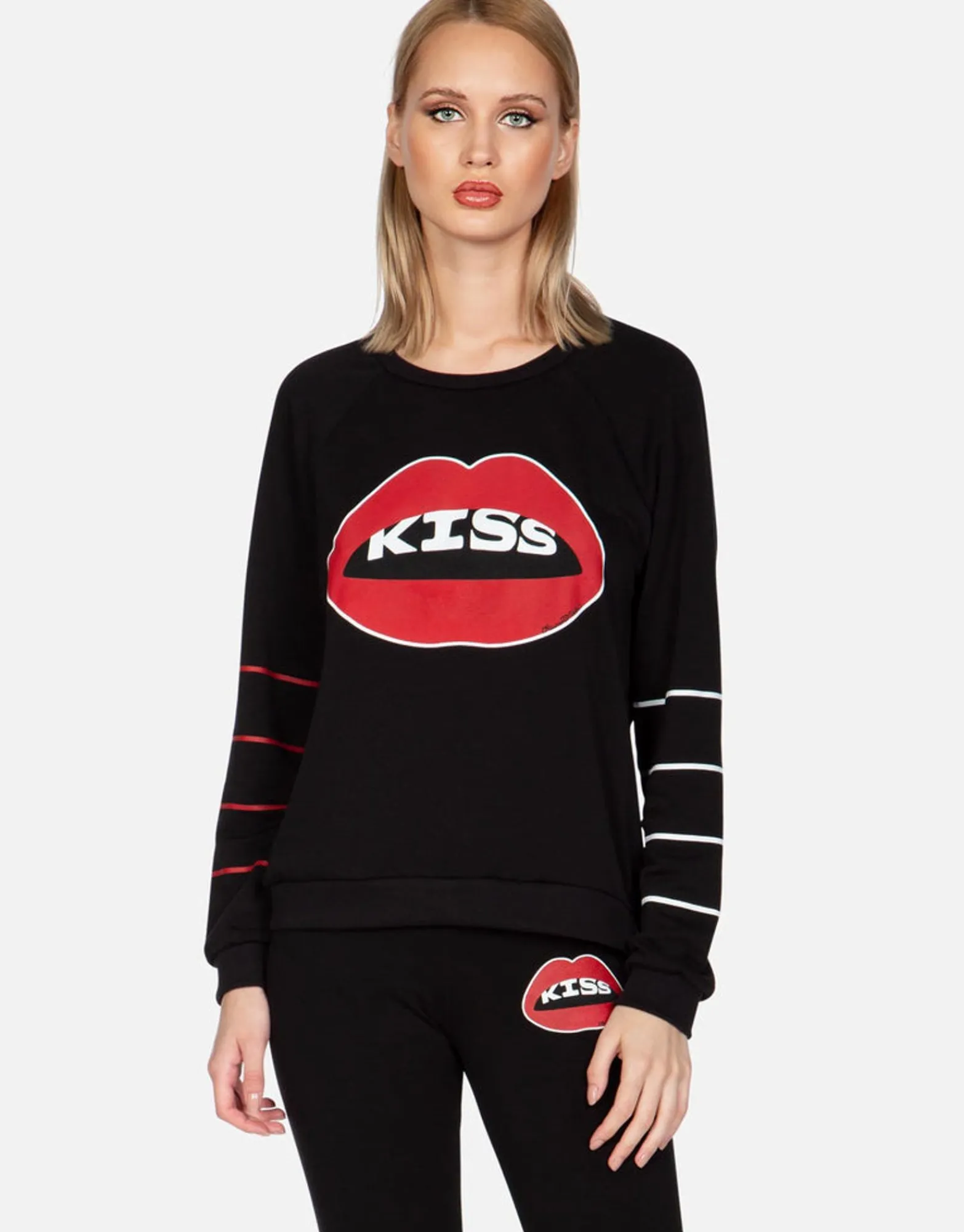 Shop Kiss Lip L/S Vintage Pullover | Noleta By Women Long Sleeve