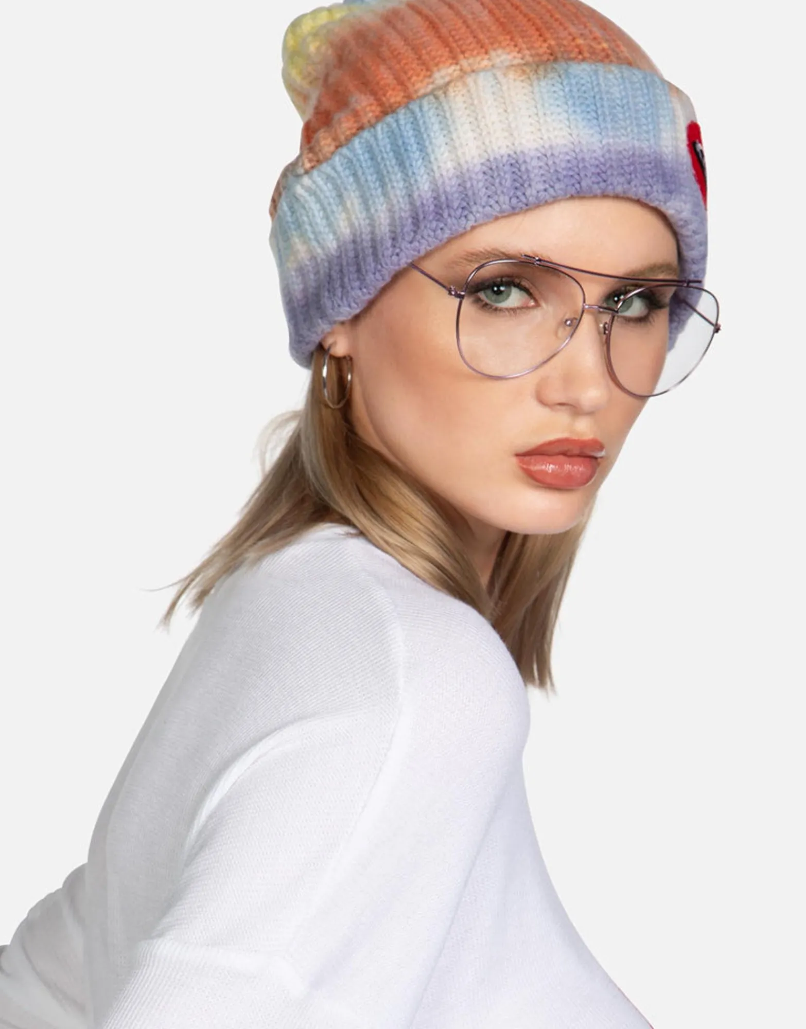 Discount Kiss Lip Patch Cashmere Slouch Beanie | Blix By Women Sweaters & Knits