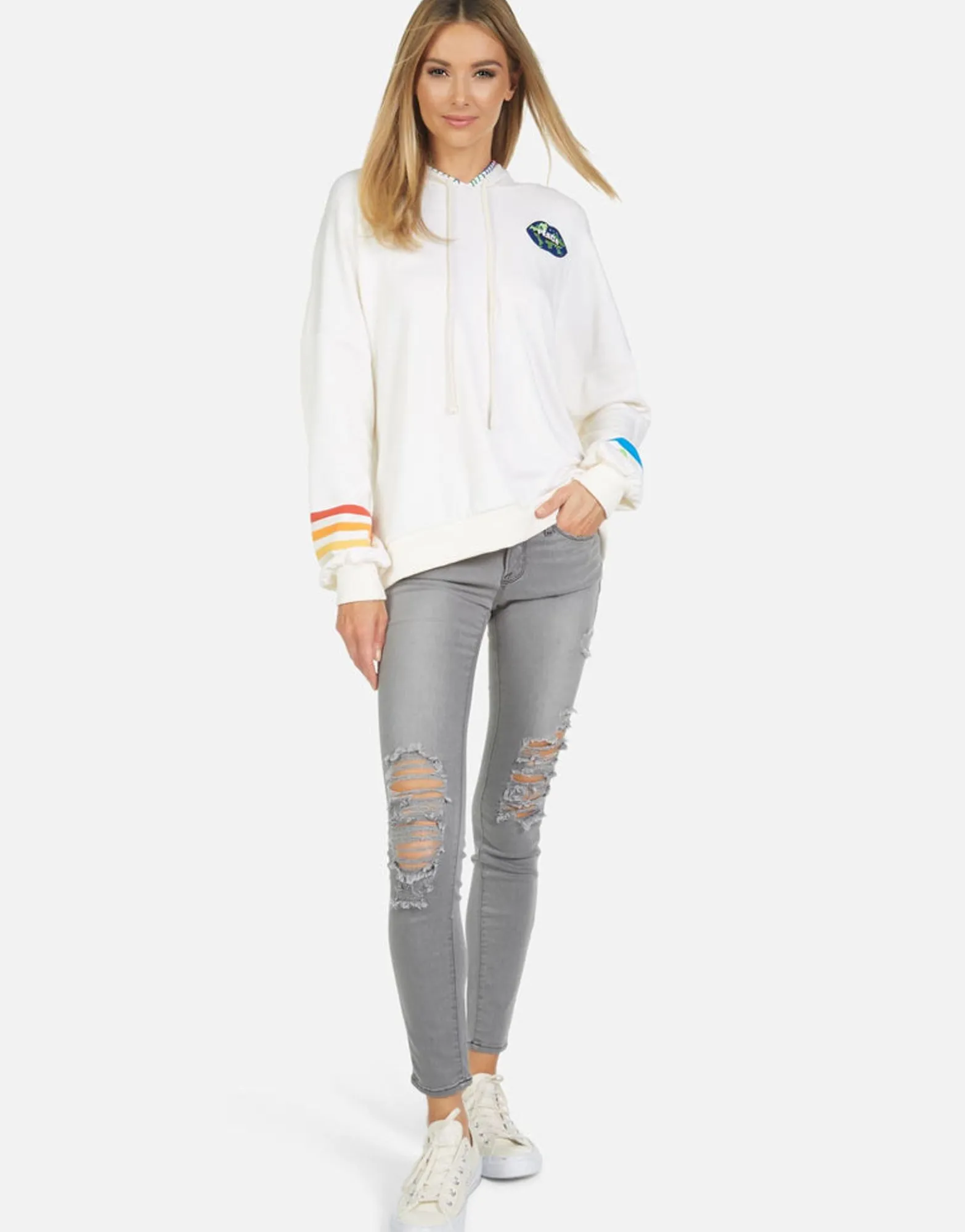 Hot Lila World Eye Love Women Hoodies