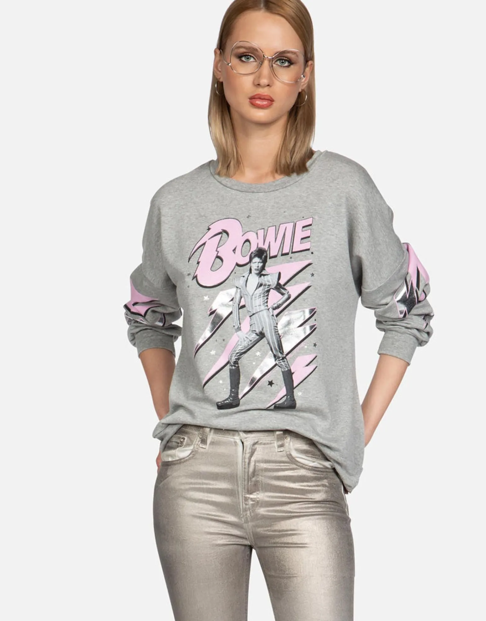 Store Minnie Mouse L/S Boyfriend Pullover | Sierra By Women Long Sleeve