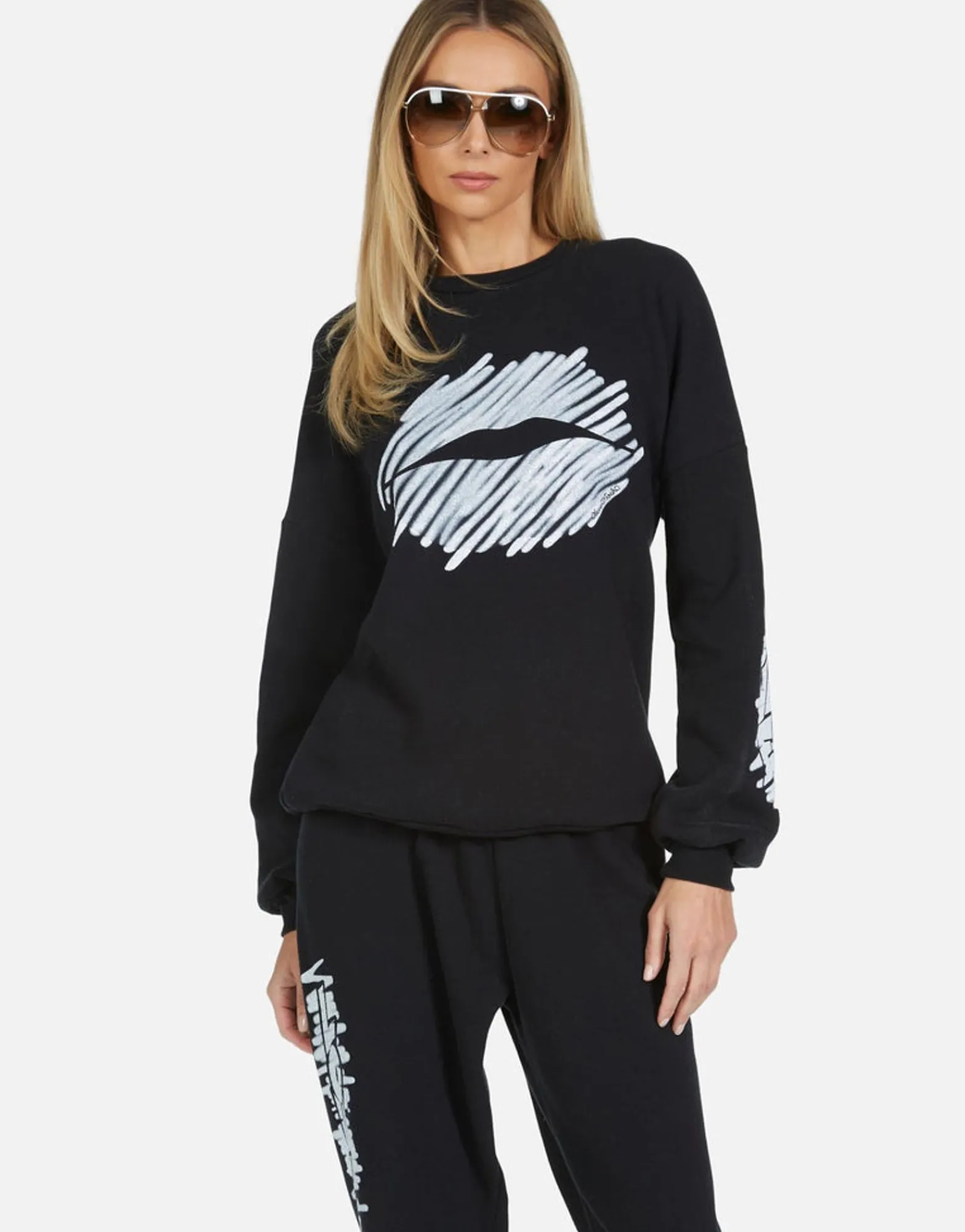 Store Sierra Scribble Lip Women Long Sleeve