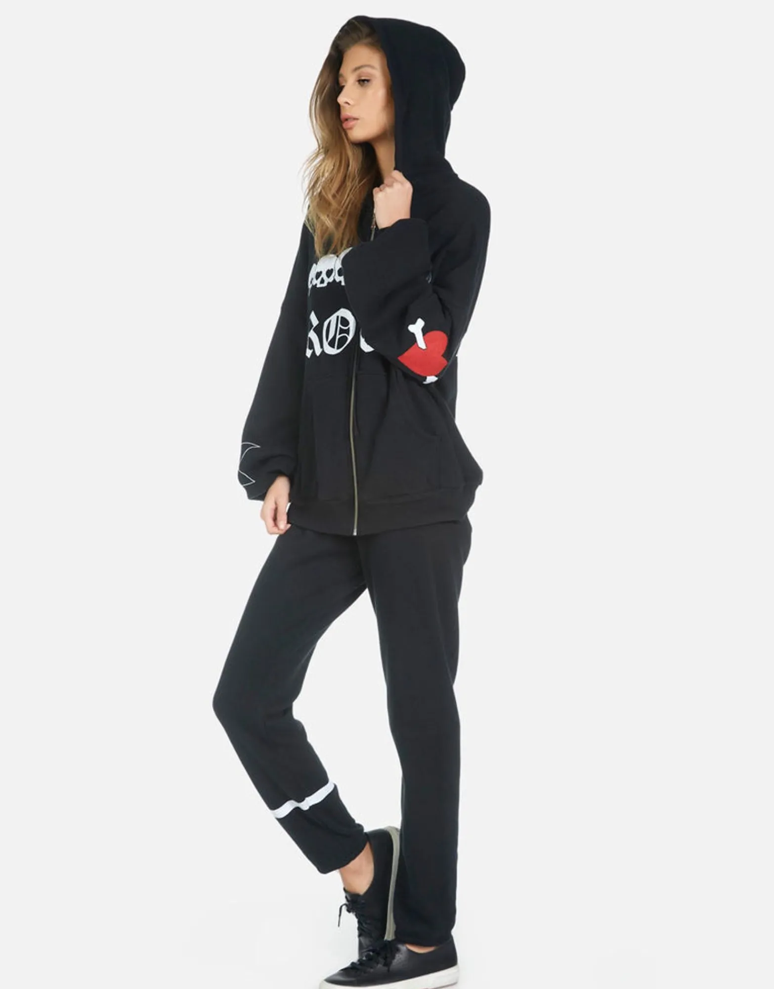 Store Skull Lip Classic Sweatpant | Gia By Women Long Sweatpants