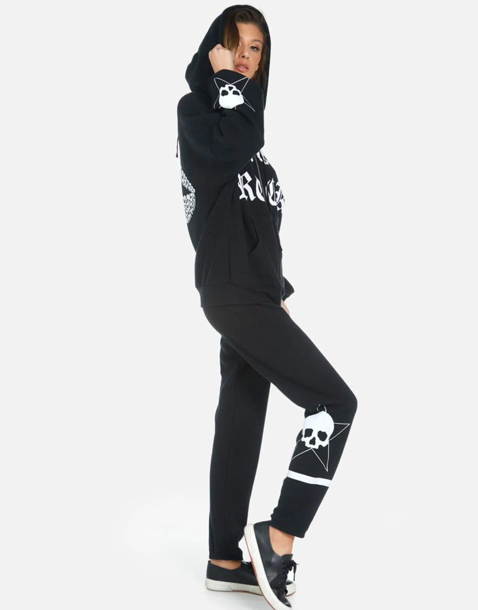 Store Skull Lip Classic Sweatpant | Gia By Women Long Sweatpants