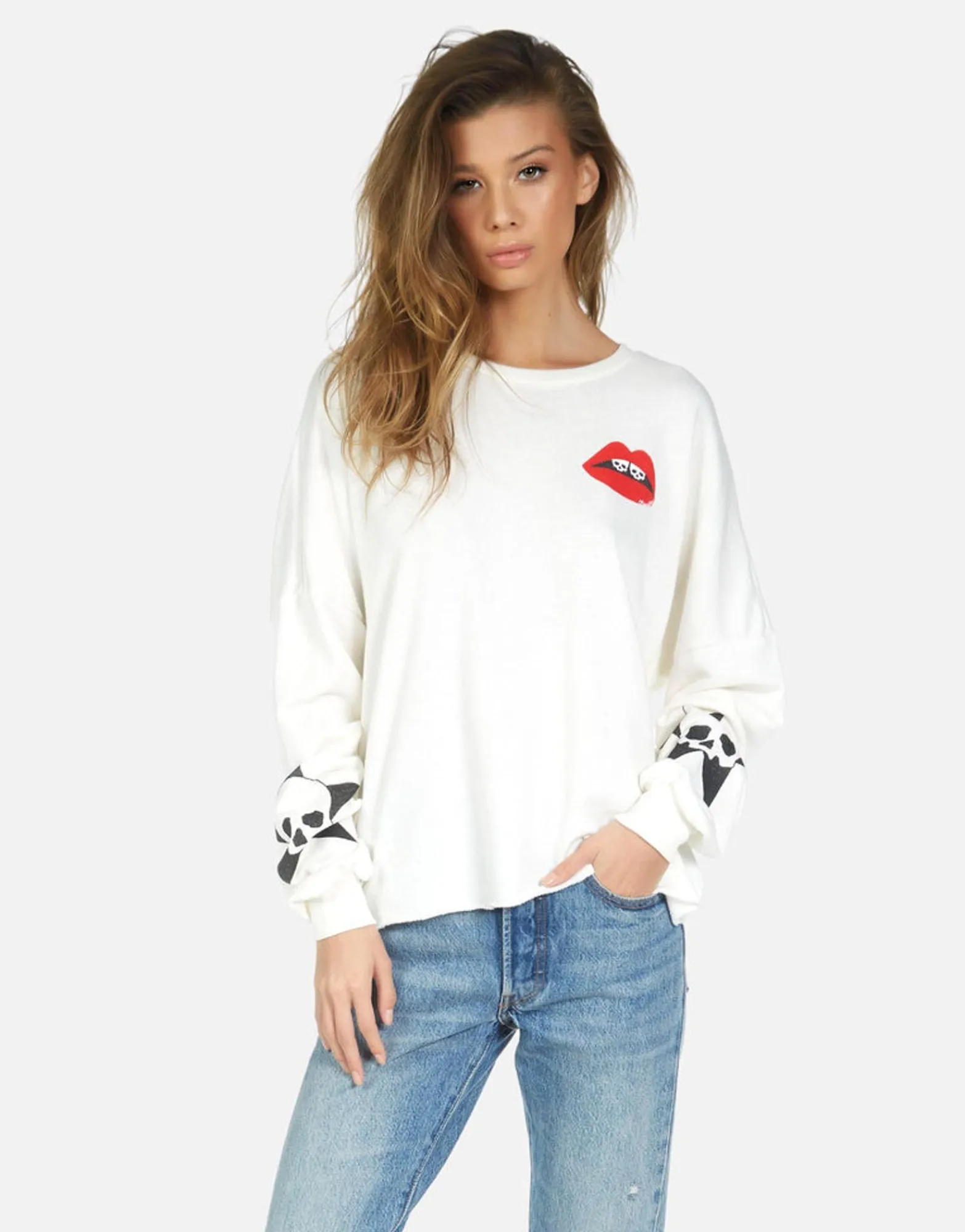 Store Skull Lip Long Sleeve Crop Pullover | Lee By Women Long Sleeve